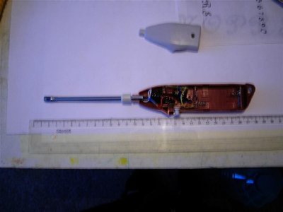 A pic of the chinese sparker I used, internals exposed. Ruler is in cm.